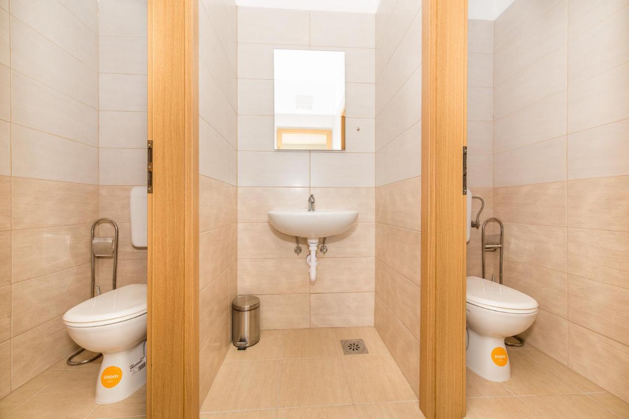 Orange Tree Garden Apartment โตรกีร์ ภายนอก รูปภาพ